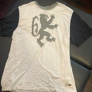 Nike White and Black Short Sleeve Tee